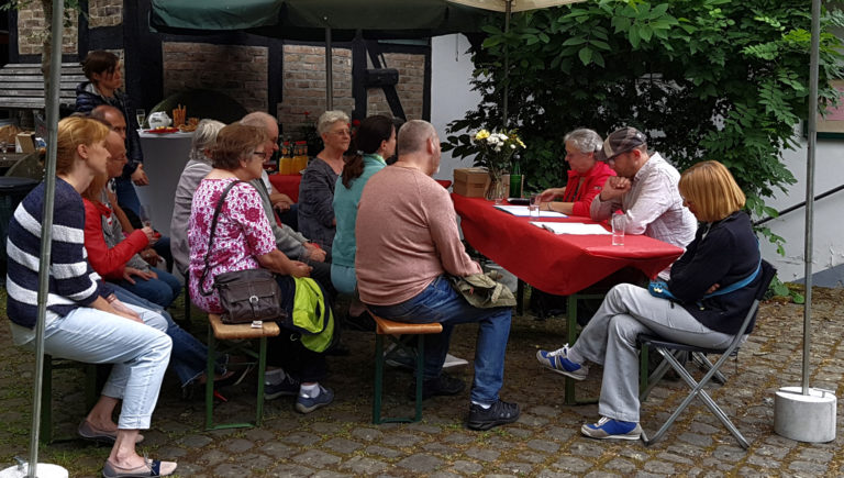 Krimilesung an der Holzlarer Mühle am 13.07.2019